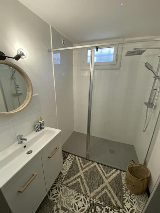 Apartment Equipe 2 + Jardin